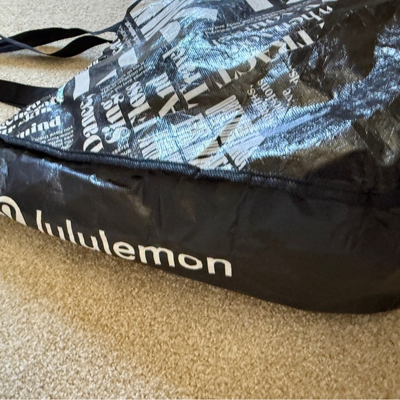 LULULEMON Large Black White Reusable Shopping Bag 16” X 13 1/2” Tote Retail Bag - Picture 10 of 12